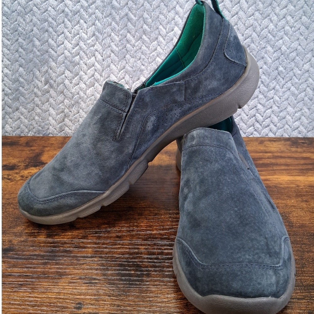 Clarks Collection Womens Navy Blue Suede Side Zip Slip On Shoes 26102340 Size 9M